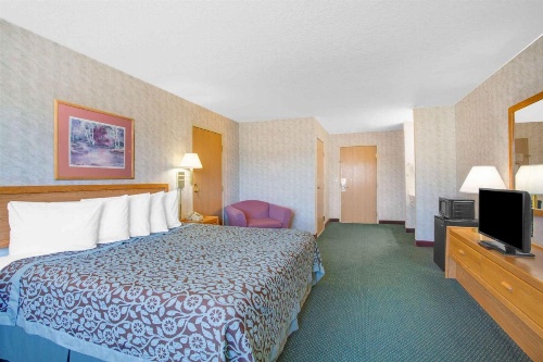 Days Inn by Wyndham West Yellowstone image 16
