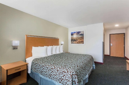 Days Inn by Wyndham West Yellowstone image 3