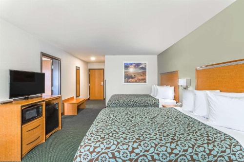 Days Inn by Wyndham West Yellowstone image 5
